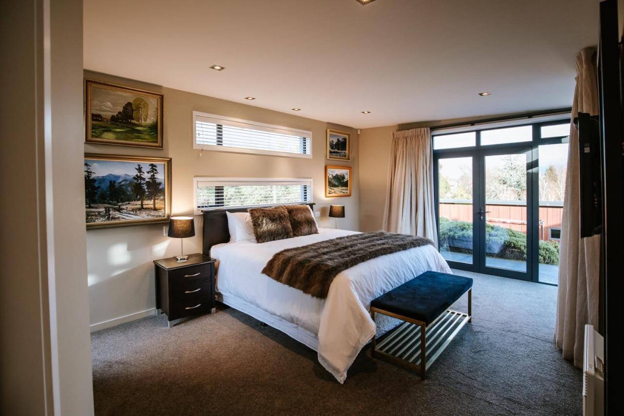 Mt Gold Retreat - Sleeps 8 - Spa Pool - Tennis Court Wanaka Eksteriør billede