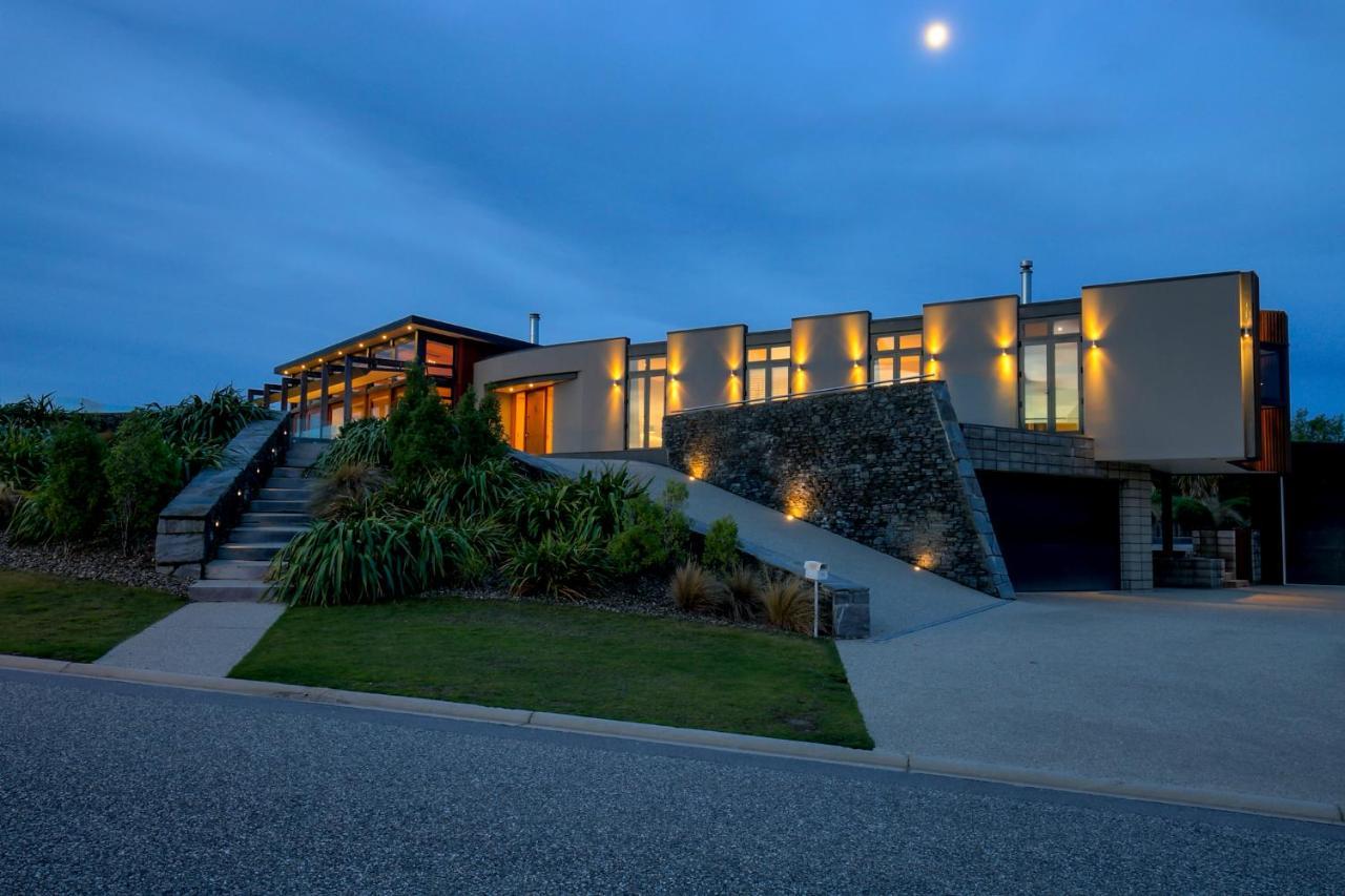 Mt Gold Retreat - Sleeps 8 - Spa Pool - Tennis Court Wanaka Eksteriør billede